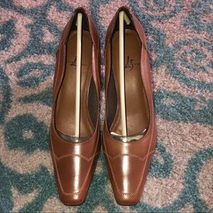 LifeStride brand Burnt Tan heels